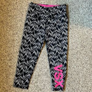 Victoria’s Secret stretchy workout pant